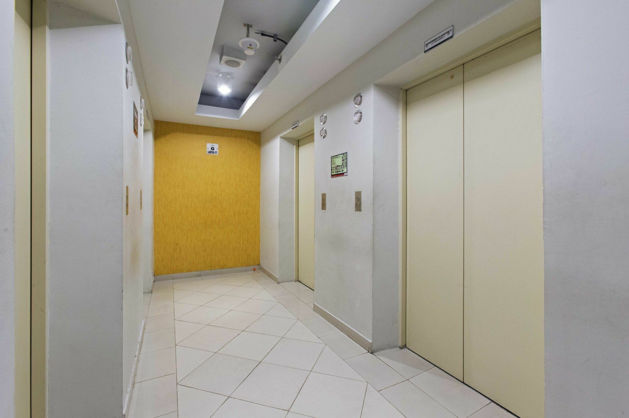 Reddoorz Apartment @ Pegangsaan Kelapa Gading 3 Jakarta Exterior photo